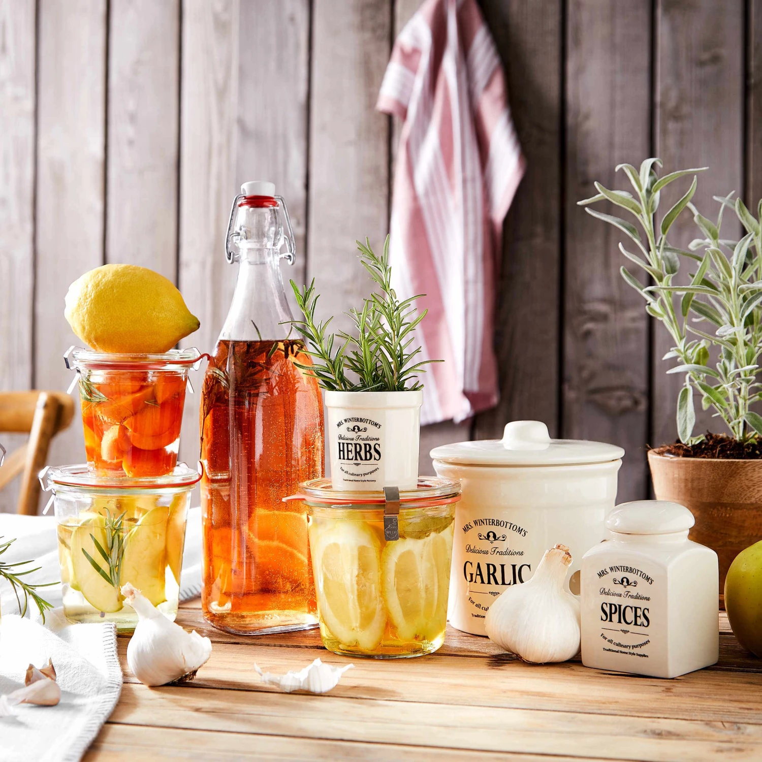 Knoblauchtopf Ø 14 Cm MRS. WINTERBOTTOM'S In Creme 4 Knoblauchtopf Ø 14 Cm MRS. WINTERBOTTOM'S In Creme – Bild 4